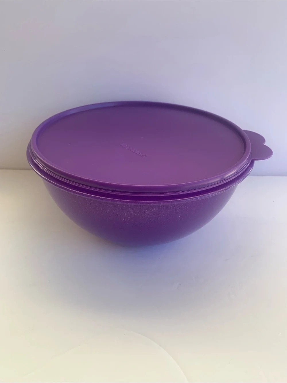 Tupperware Heritage Wonderlier Bowl 3L. (12 Cups) Purple Color